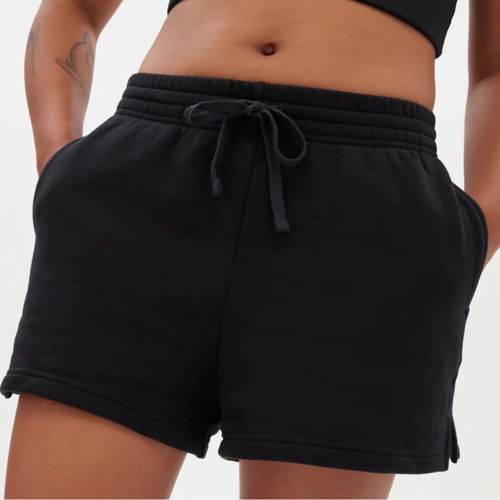 Girlfriend collective black 50/50 sweat shorts